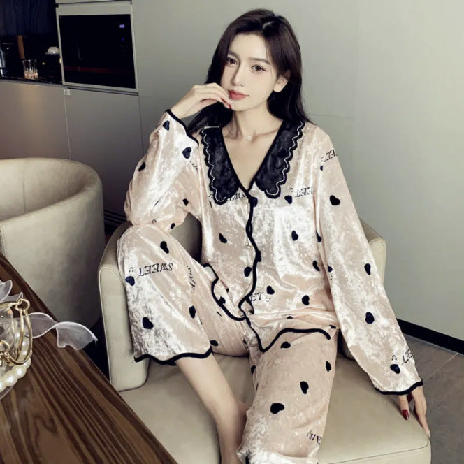 Women's Simple Printed Velvet Long Sleeves Trousers Pajamas Suit